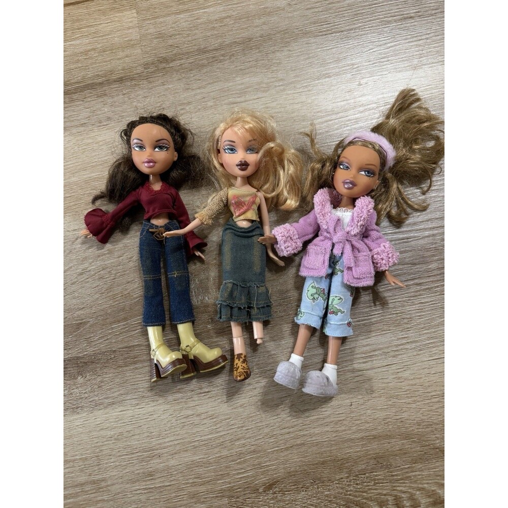 Bratz Dolls Y2K Sleep Over Yasmin Style It Yasmin Style It Cloe Platform Boots